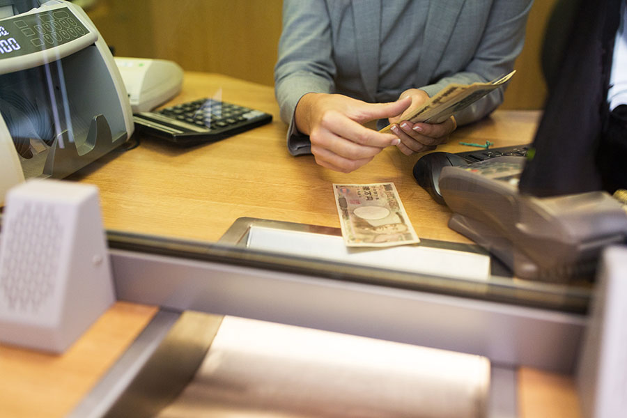 Bankfióki gyakornok